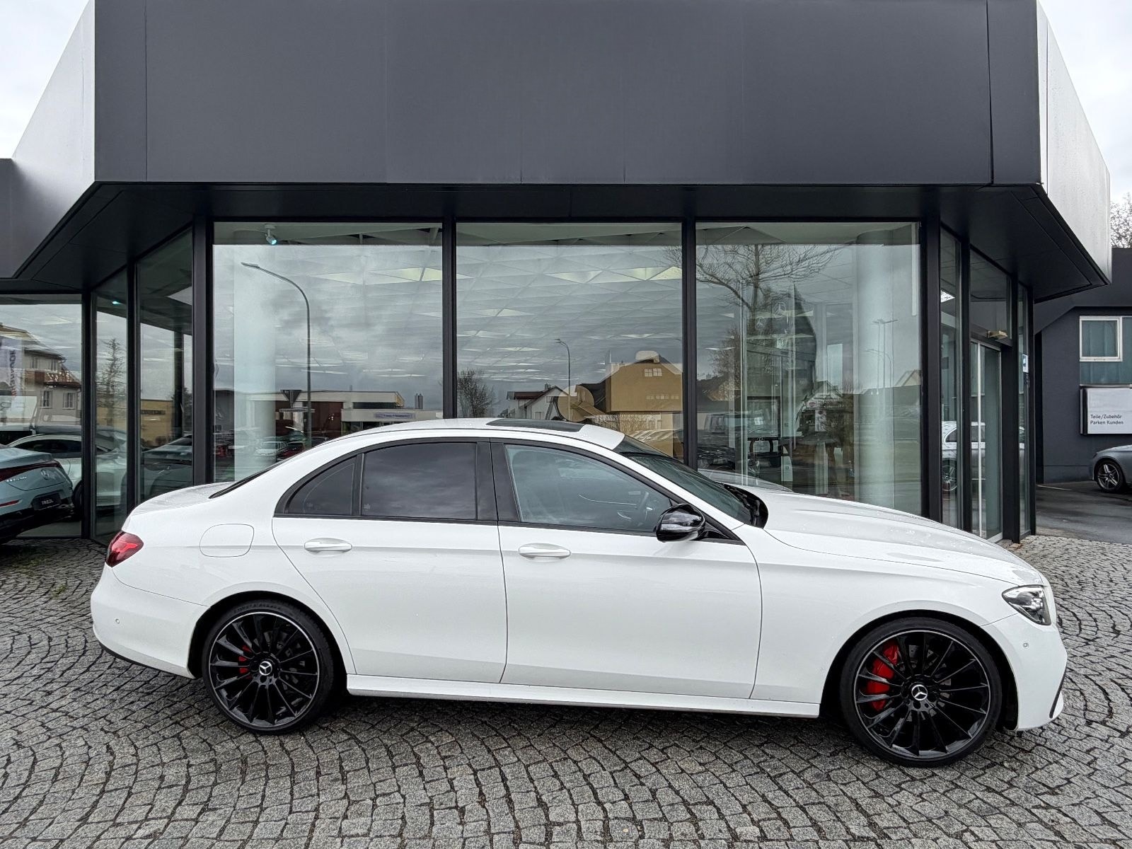 Mercedes-Benz E 220d AMG, LED, Kamera, Night, Totwinkel, GLSD, foto 2