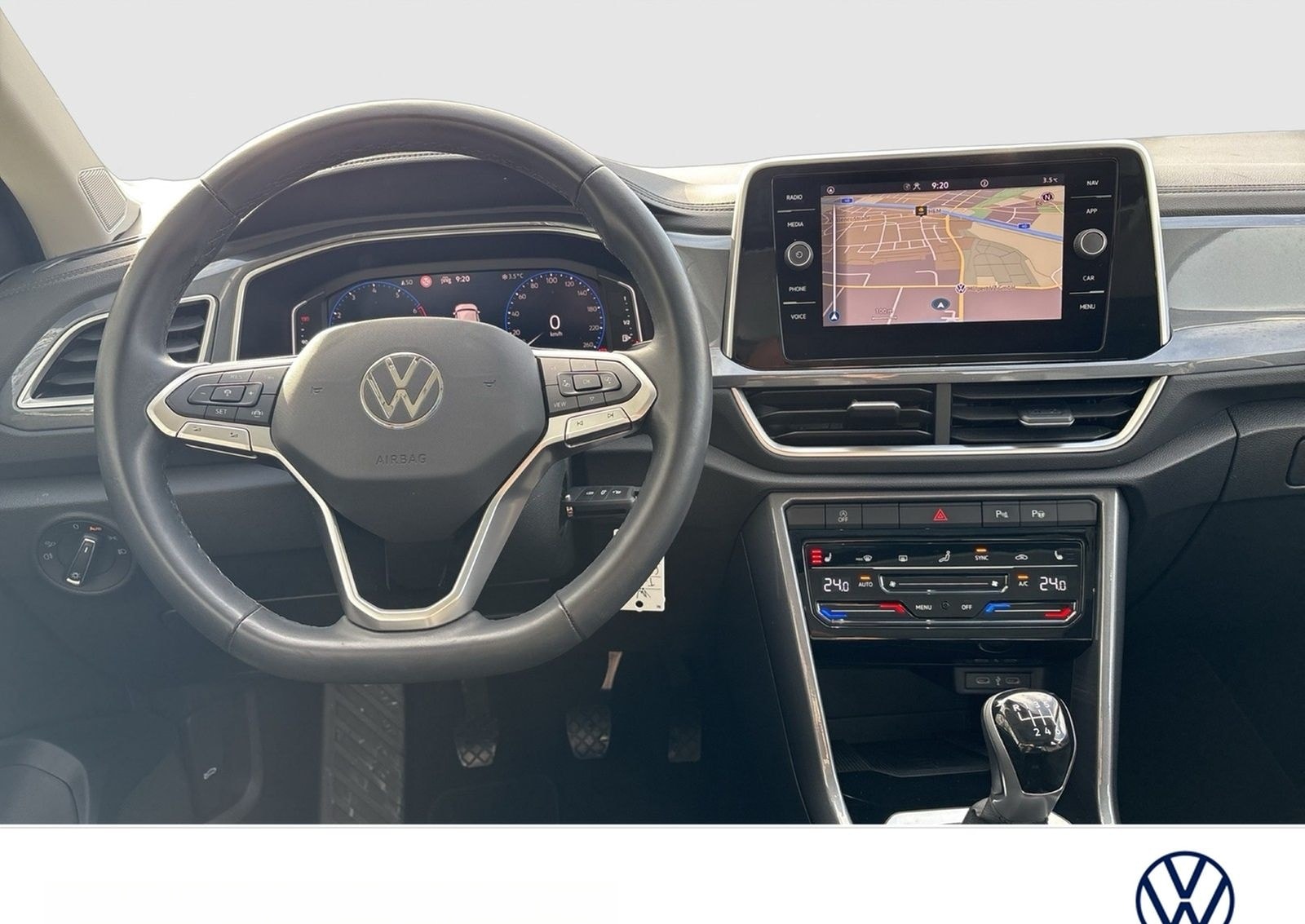 Volkswagen T-Roc 1.0 STYLE PANO AHK CAM ACC LM17 NAVI LED+ foto 7