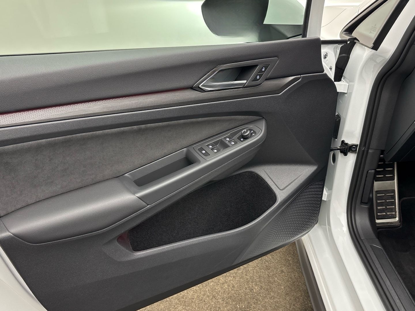 Volkswagen Golf VIII GTI Clubsport 2.0 TSI Matrix Pano. ACC foto 12