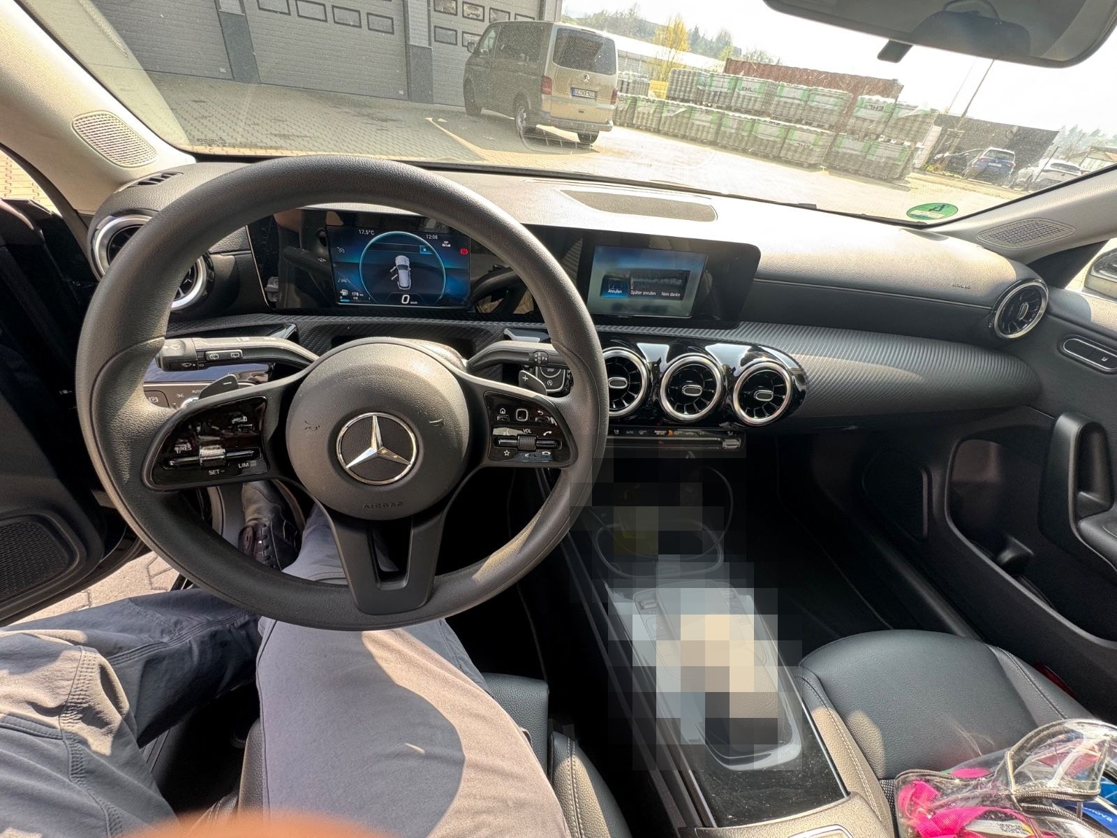 Mercedes-Benz CLA 180 Shooting Brake Motor 1,332 cm  Coc Leder foto 7