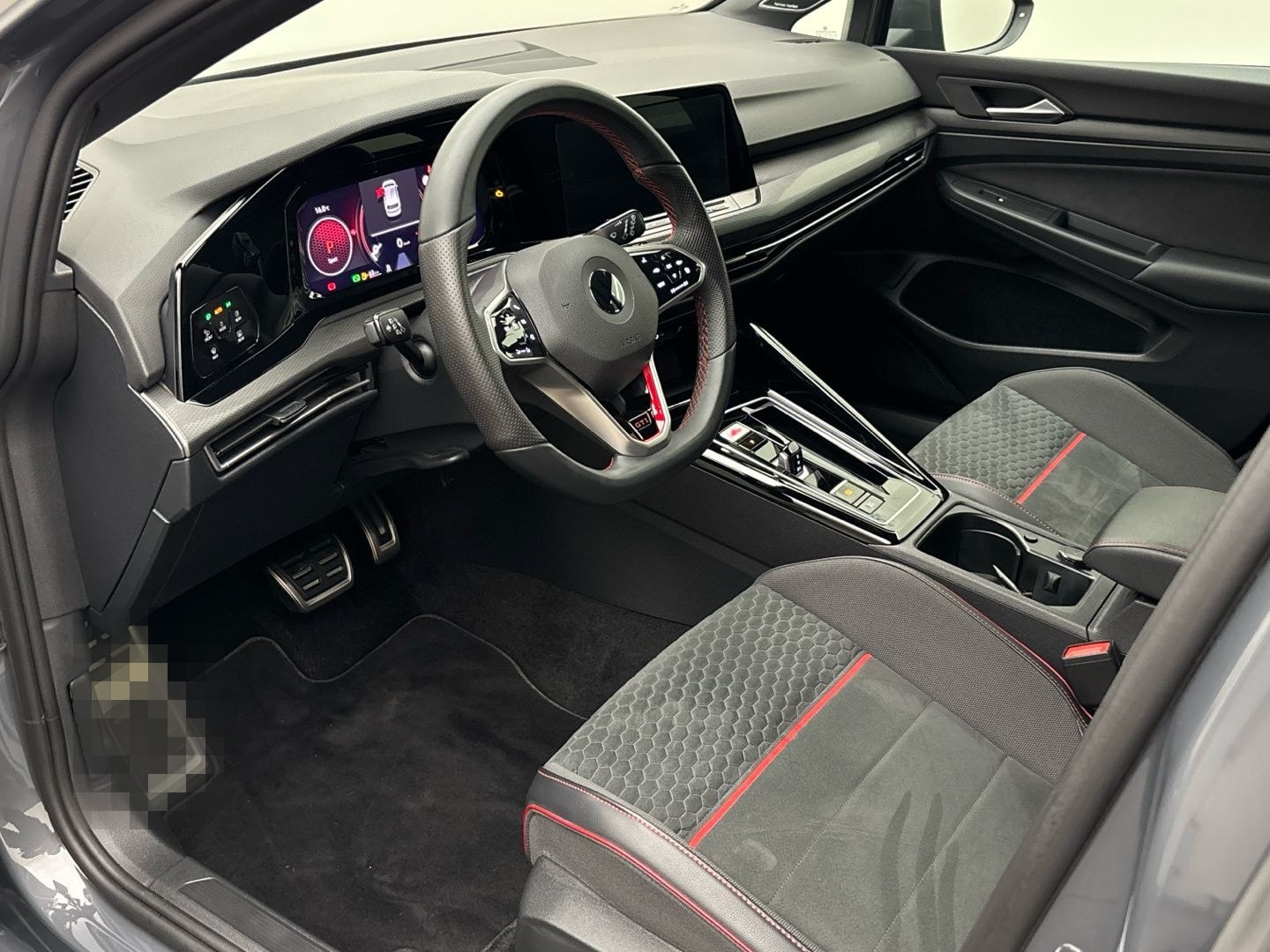 Volkswagen Golf VIII GTI Clubsport 2.0 TSI DSG Matrix ACC foto 9