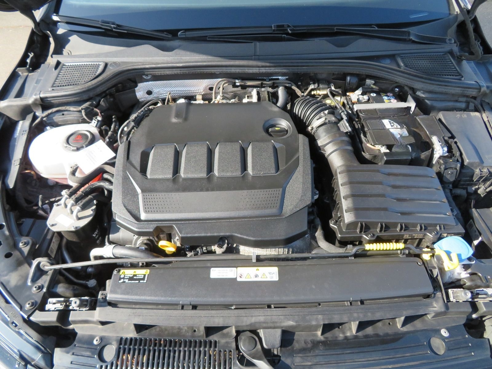 Volkswagen Golf VIII Variant 2.0 TDI Life DSG LED Navi Ahk foto 20