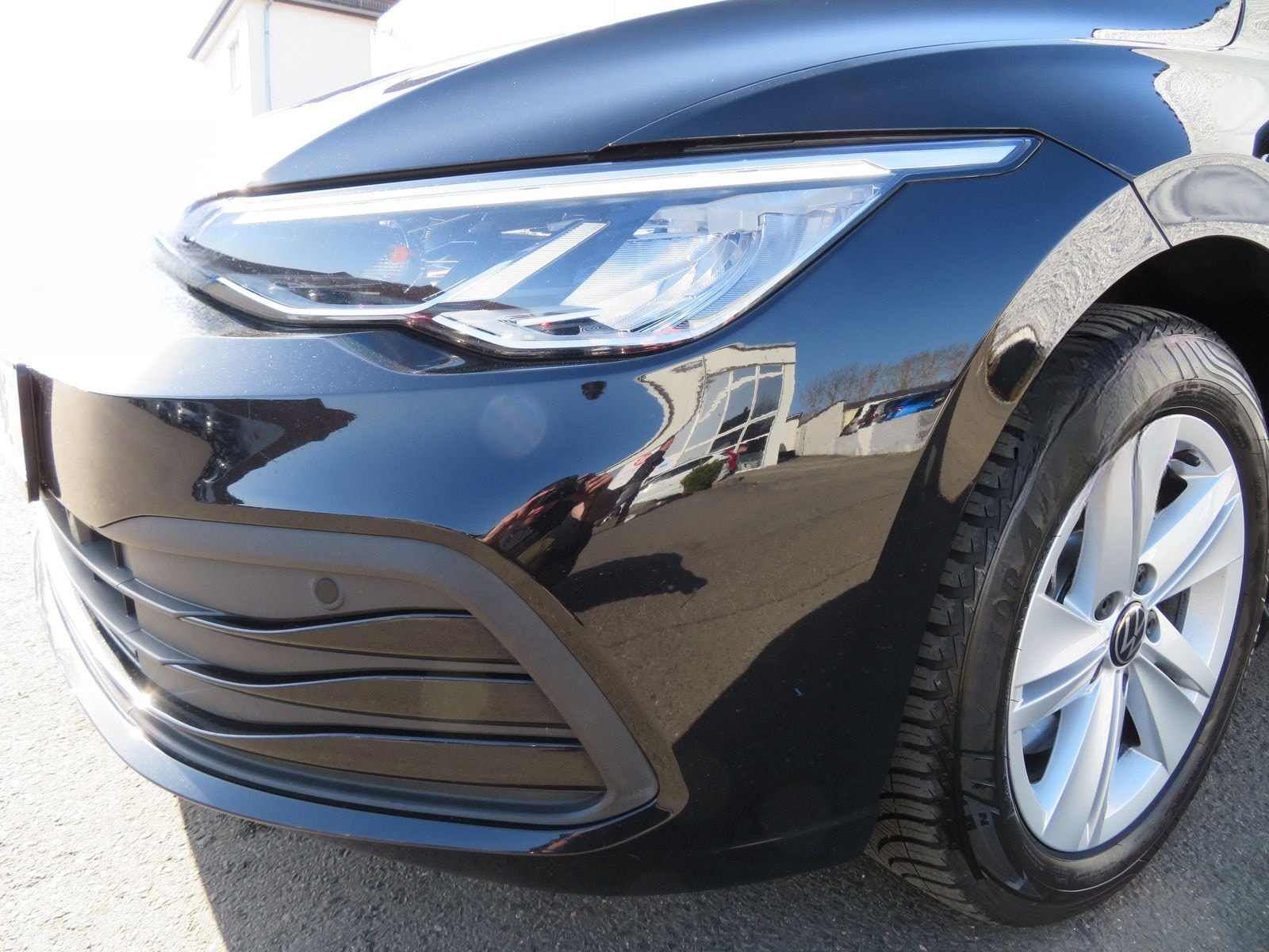 Volkswagen Golf VIII Variant 2.0 TDI Life DSG LED Navi Ahk foto 6