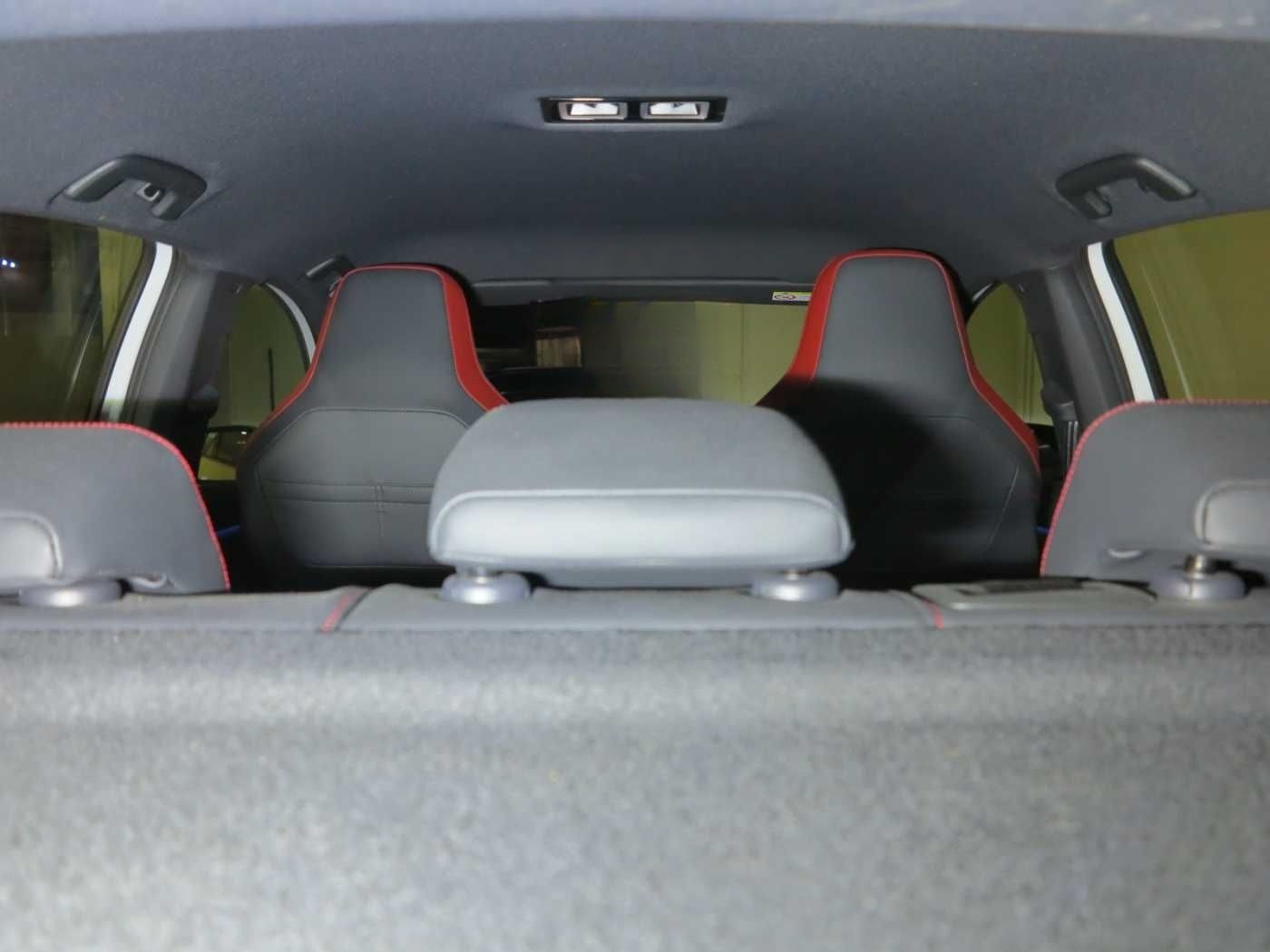 Volkswagen Golf VIII GTI 2.0 TSI OPF DSG7 Clubsport LM18 foto 14