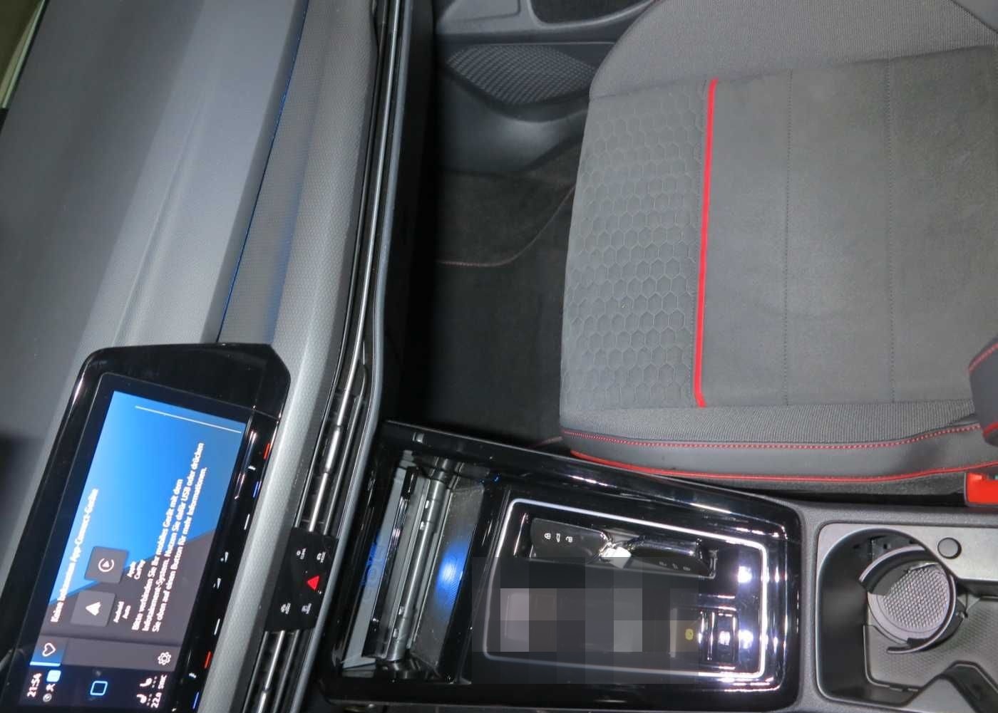 Volkswagen Golf VIII GTI 2.0 TSI OPF DSG7 Clubsport DAB RFK foto 19