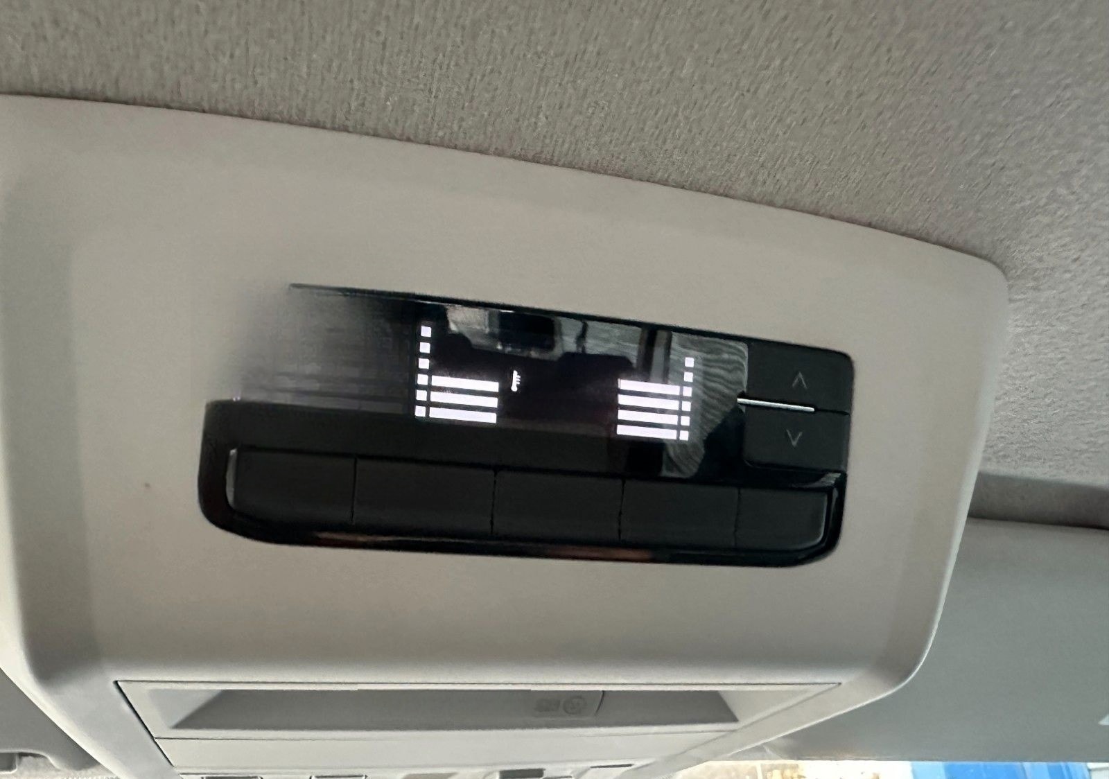 Volkswagen T6.1 Transporter*LANG*9-SITZE*2xKLIMA*PDC*AHK* foto 20