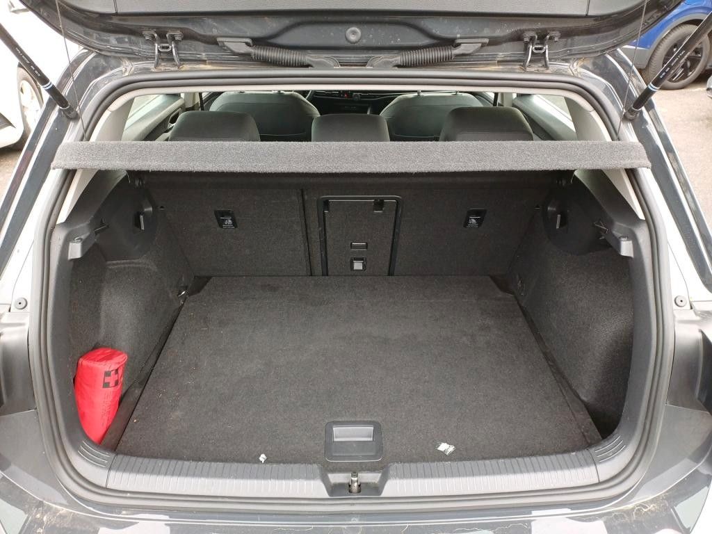 Volkswagen Golf 8 Lim. Life 2,0 TDI DSG*NAVI*LED*SHZ*1HAND* foto 14