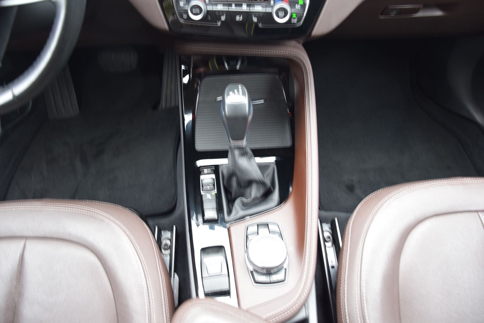 BMW X1 xDrive 25 d xLine/2.HAND/LEDER/HEAD UP/ALLRAD foto 23