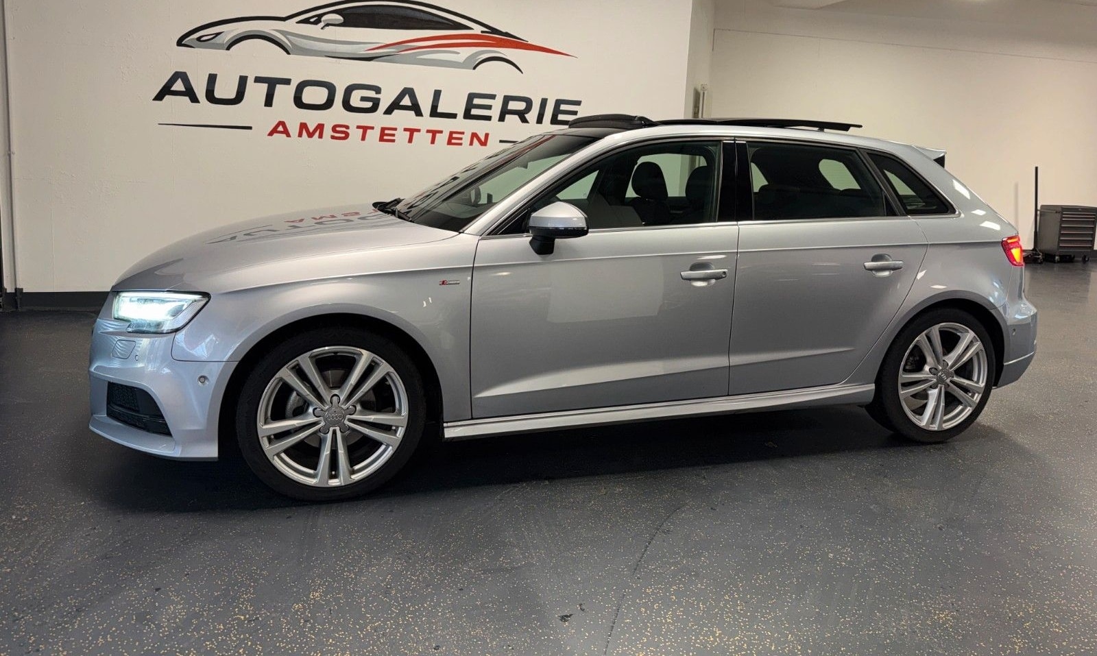 Audi A3*Matrix*S-Line Sport Plus*ACC*Pano*LED* foto 2