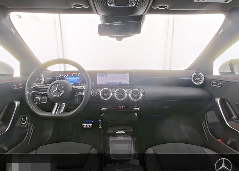 Mercedes-Benz CLA 200 Coupé AMG Navi PDC Kamera LED Keyless. foto 7