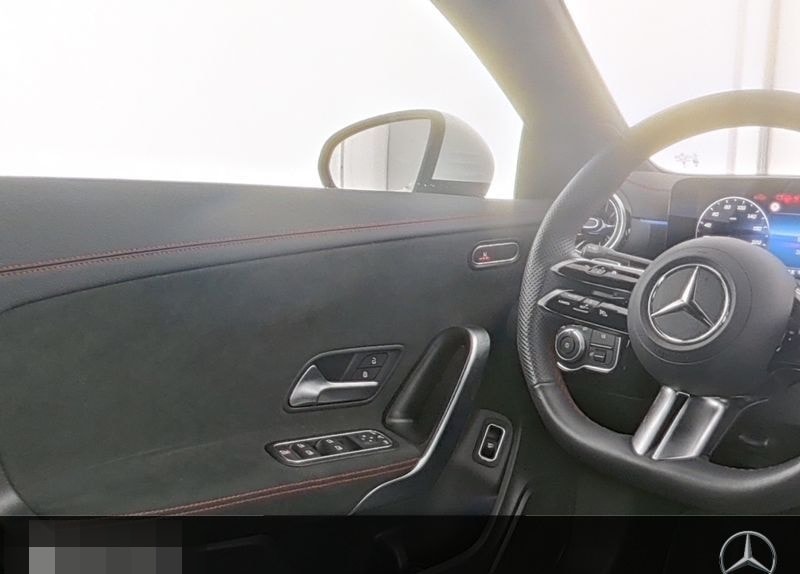 Mercedes-Benz CLA 200 Coupé AMG Navi PDC Kamera LED Keyless. foto 9
