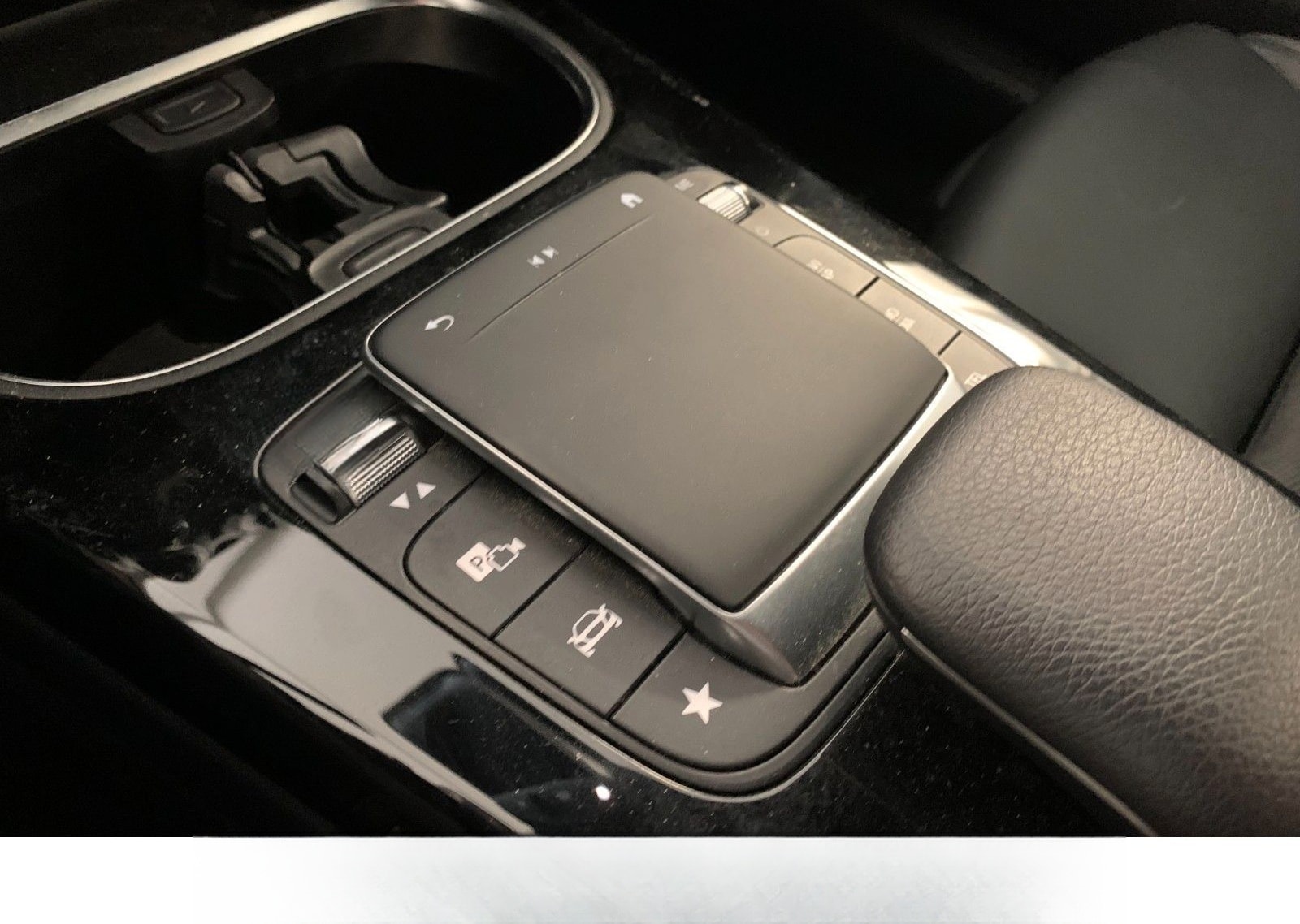 Mercedes-Benz A 250 e Kam Stufenheck Limousine Teilleder Navi foto 11