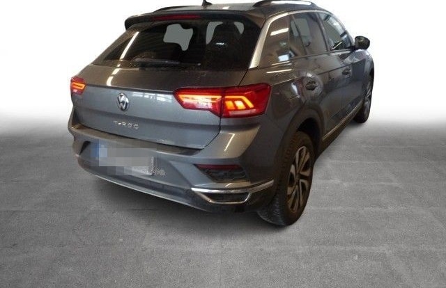 Volkswagen T-Roc 1.5TSI DSG Active STHZG NAVI PDC SHZ foto 3