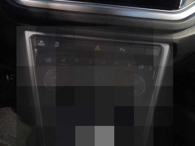 Volkswagen T-Roc 1.5TSI DSG Active STHZG NAVI PDC SHZ foto 6