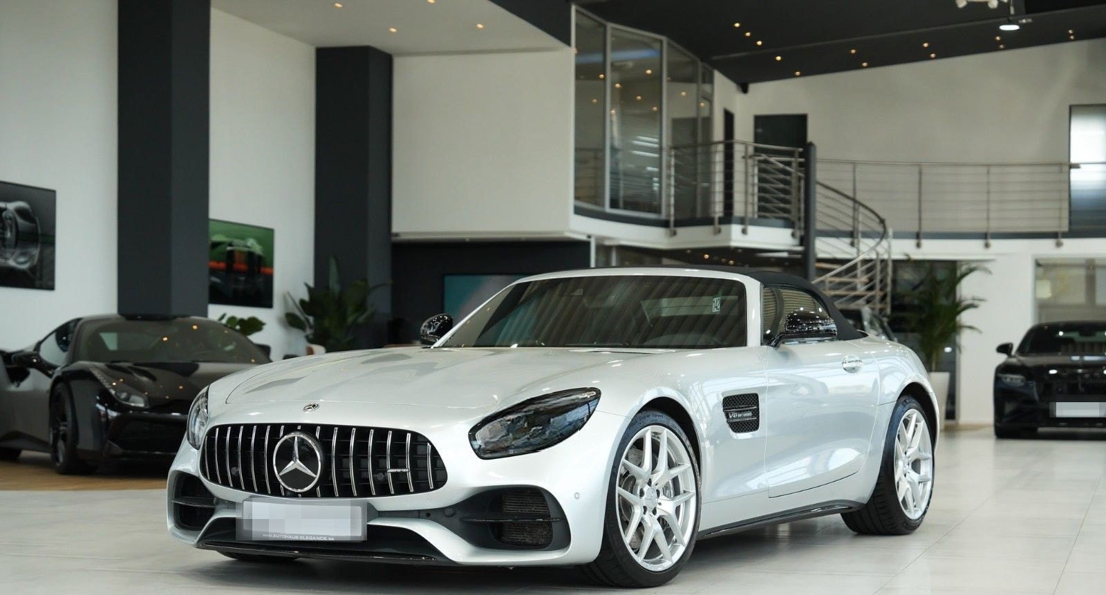 Mercedes-Benz AMG GT Road. *AMG-PERF-SITZE*NIGHT*SPORTABGAS* foto 2