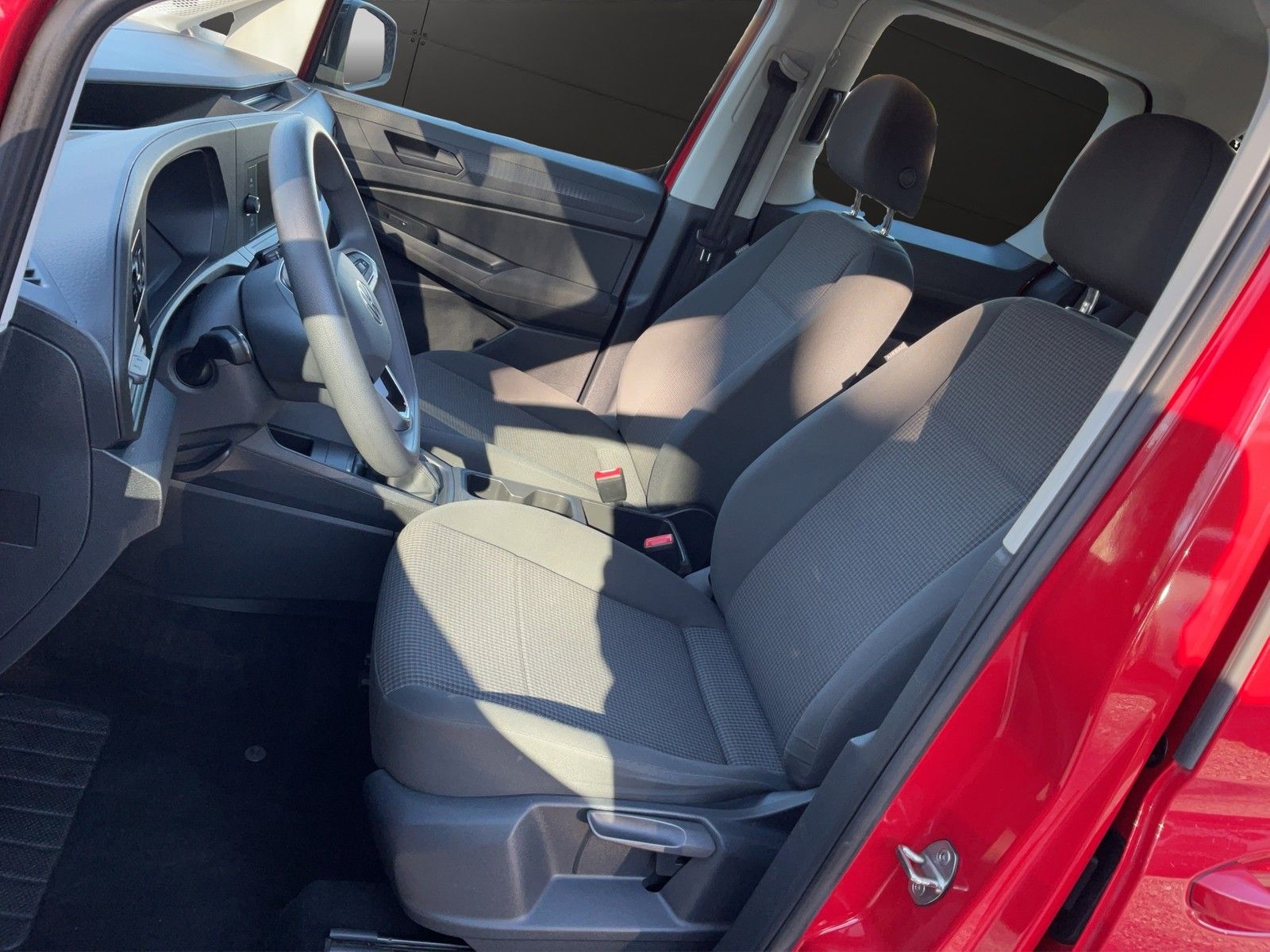 Volkswagen Caddy 2.0 TDI Klima Frontassist GRA foto 8