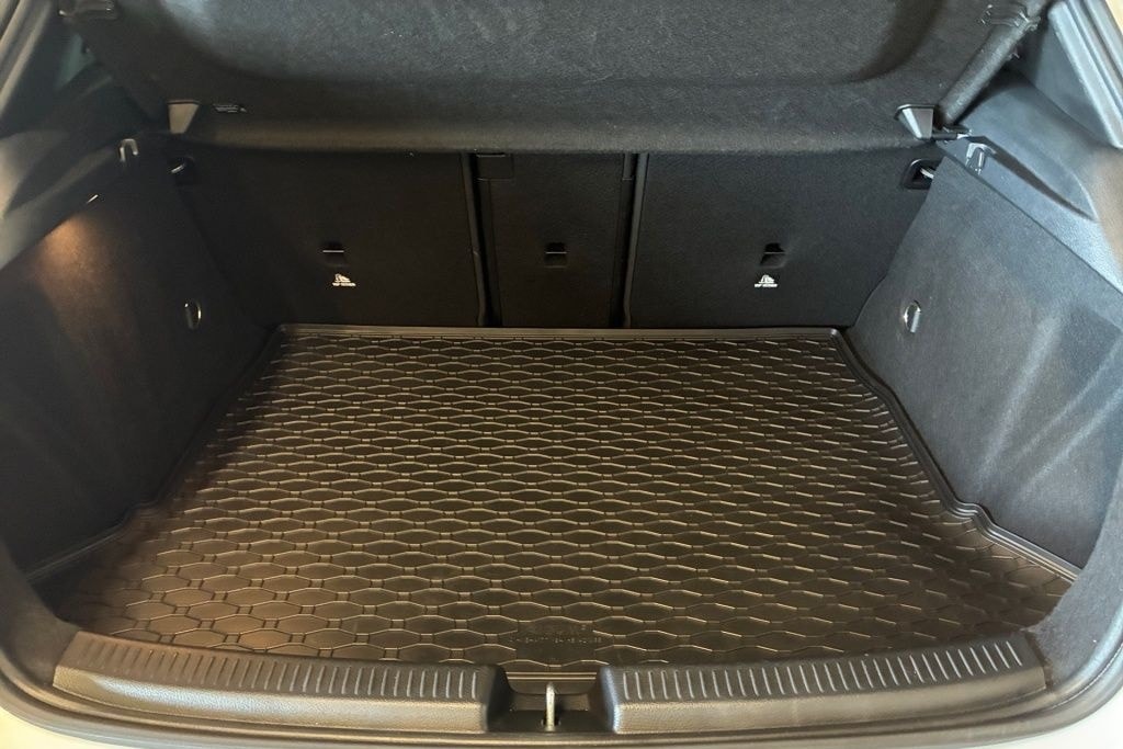 Mercedes-Benz AMG A 45 4M+ AMG+MBUX+Memory+Night+Ambiente+PANO foto 13