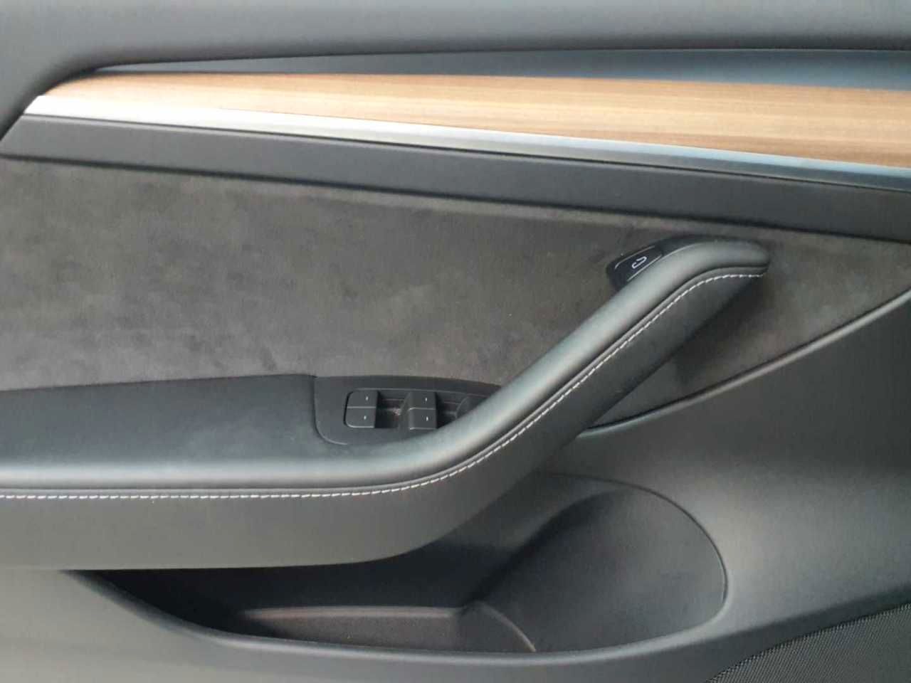 Tesla Model 3  RWD Enh. Autopilot foto 4