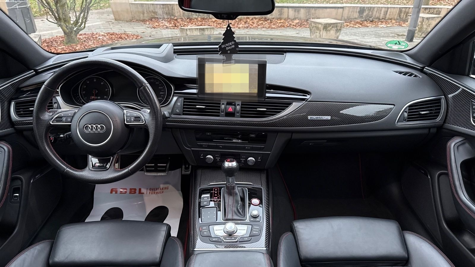 Audi RS6 Avant 4.0 TFSI Quattro/Audi Exclusive/Carbon foto 11