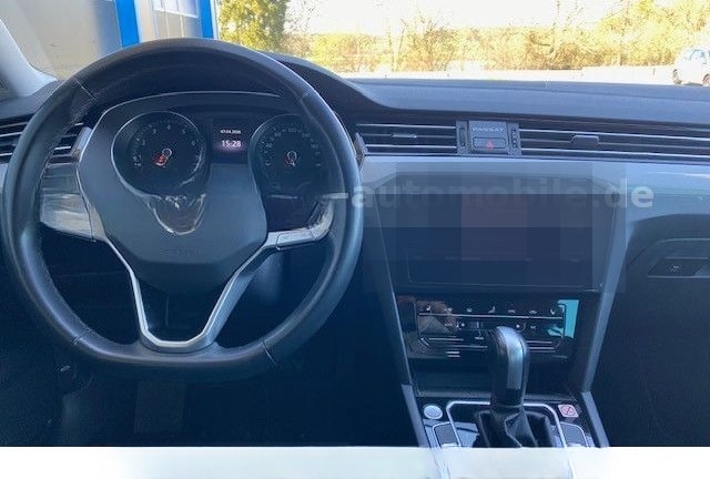 Volkswagen Passat Variant 1,5 TSi DSG AHK PDC LED SHZ foto 14