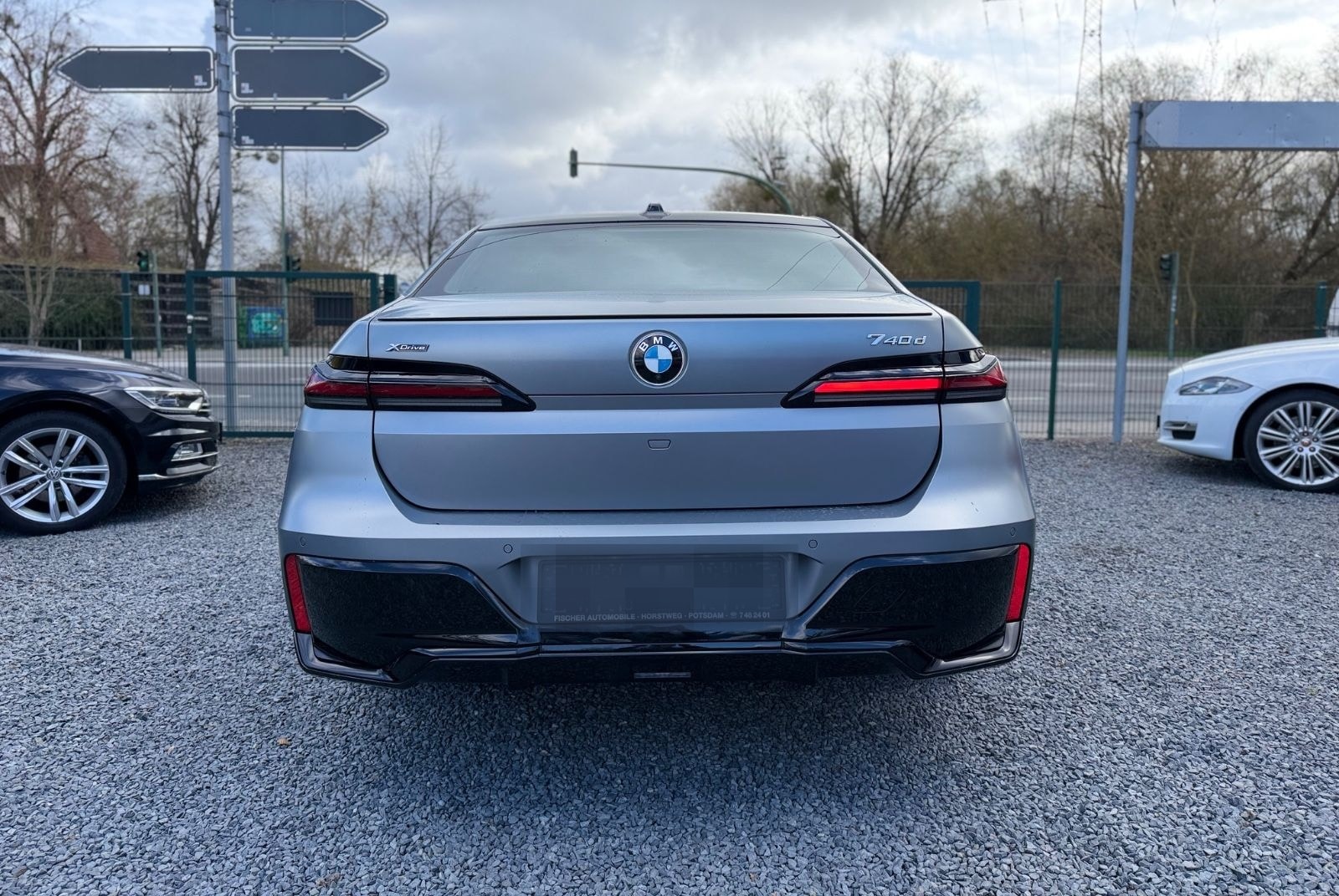 BMW 740 d xDrive M Sport+LED+PANO+LEDER+B&W+STAND foto 6