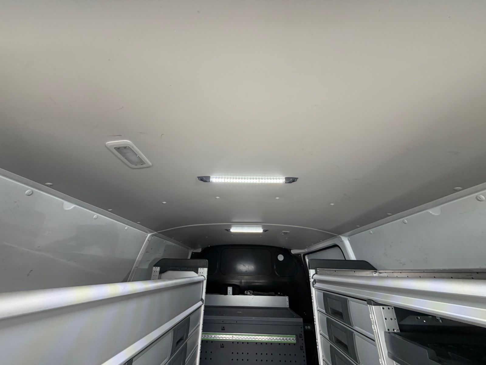 Volkswagen T6.1 Transporter Kasten L2 *BOTT REGALE*KAMERA* foto 17