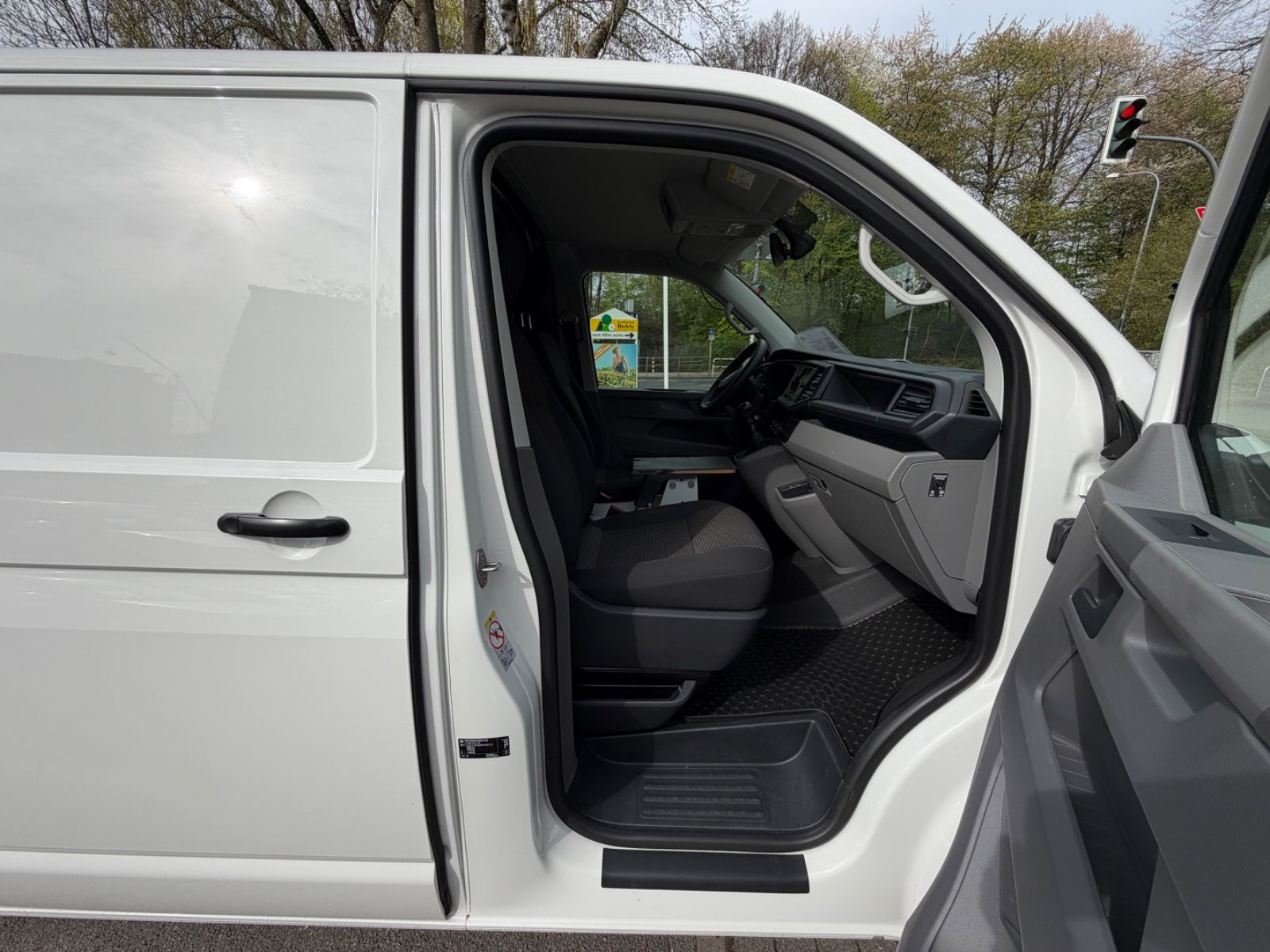 Volkswagen T6.1 Transporter Kasten L2 *BOTT REGALE*KAMERA* foto 18