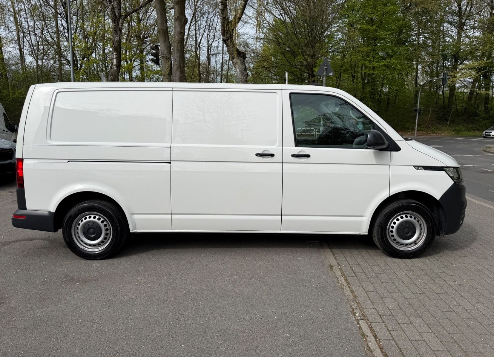 Volkswagen T6.1 Transporter Kasten L2 *BOTT REGALE*KAMERA* foto 9