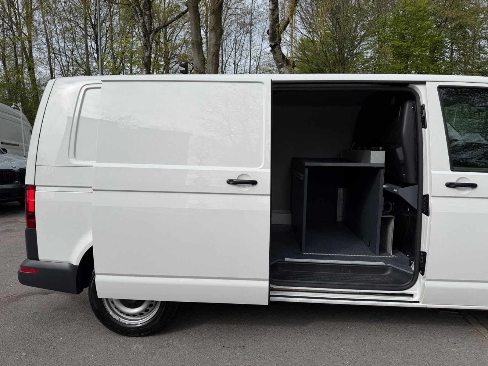 Volkswagen T6.1 Transporter Kasten L2 *BOTT REGALE*KAMERA* foto 10