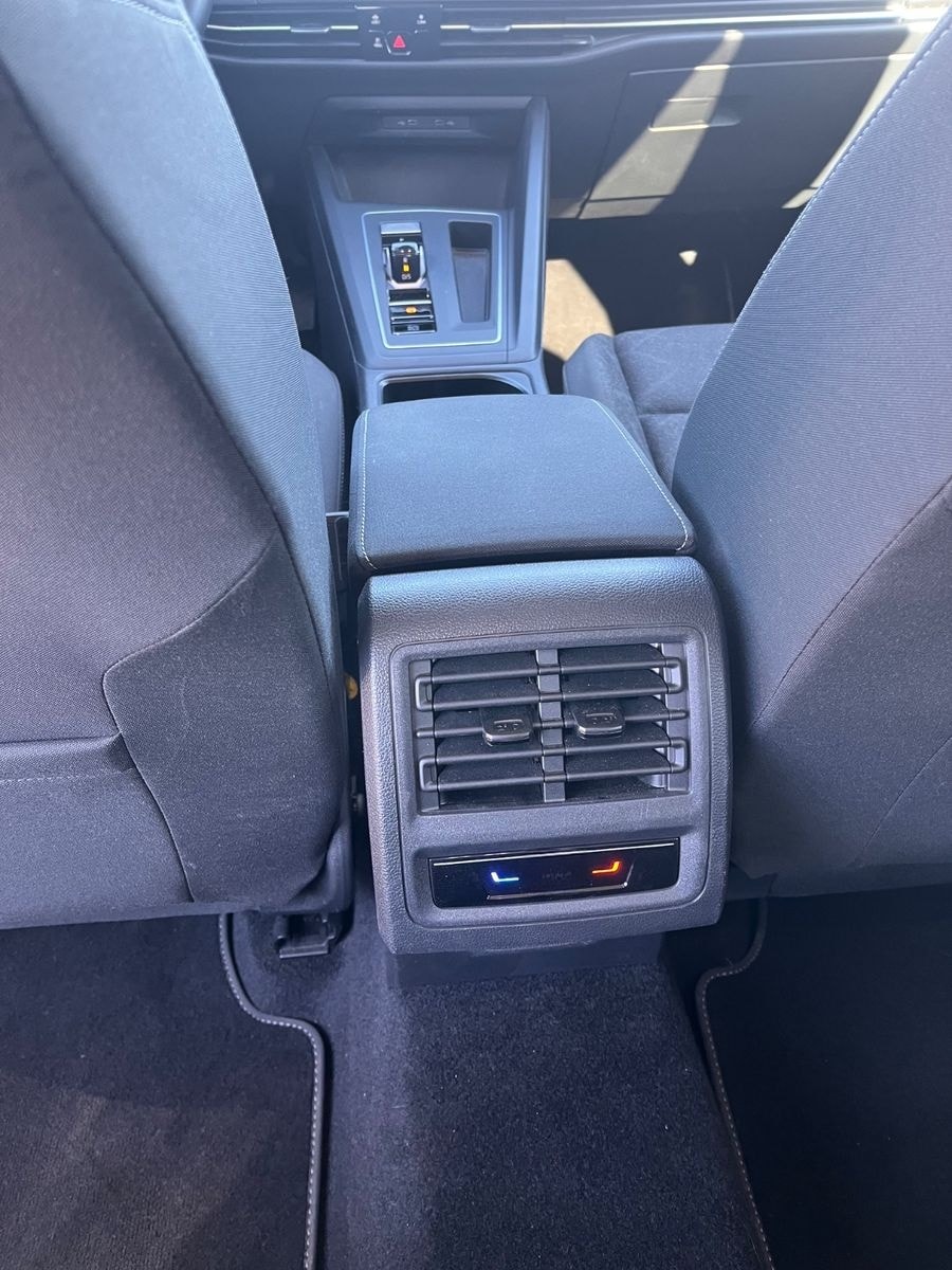 Volkswagen Golf VIII Variant Life foto 13