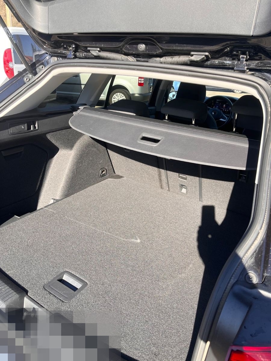 Volkswagen Golf VIII Variant Life foto 15