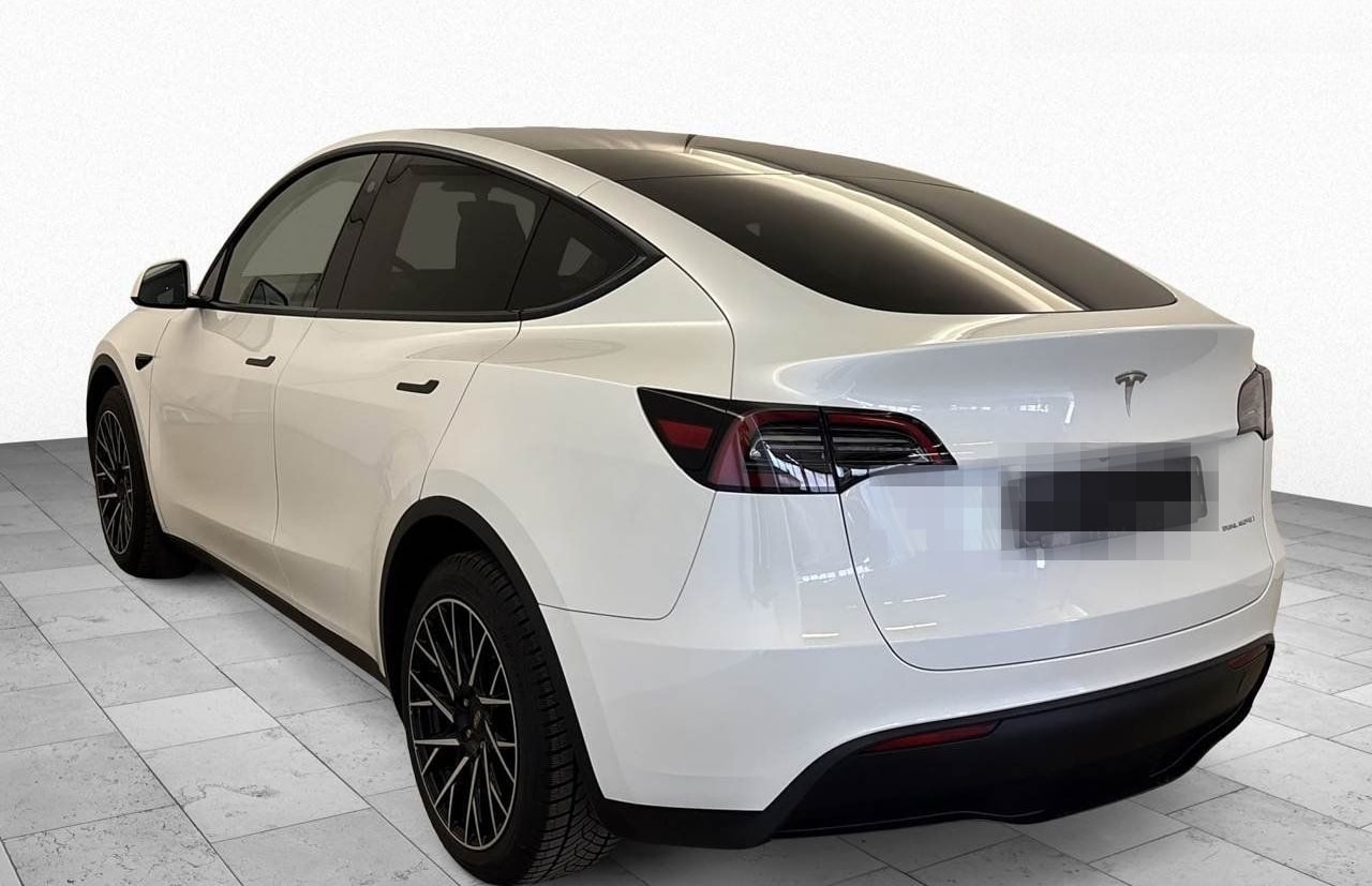 Tesla Model Y Long Range Dual Motor AWD AUT foto 4