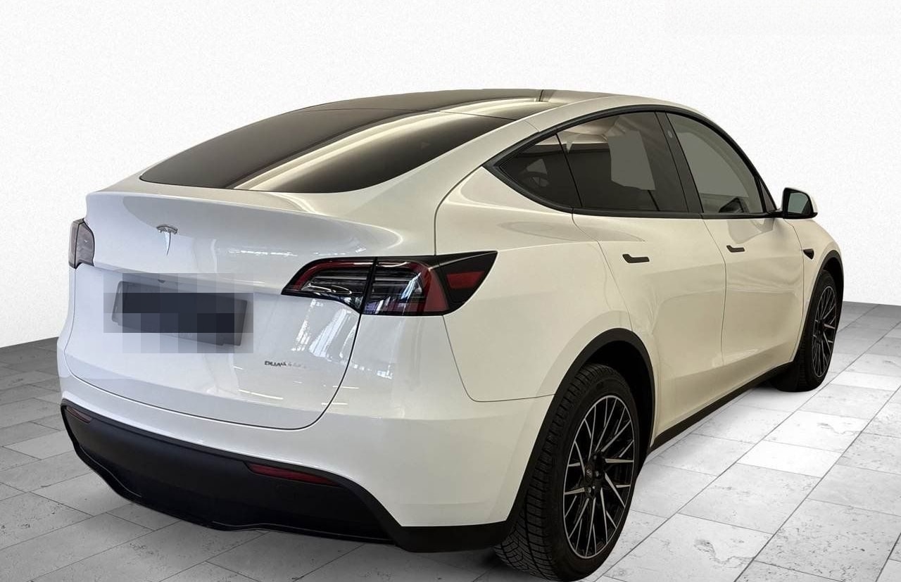Tesla Model Y Long Range Dual Motor AWD AUT foto 7