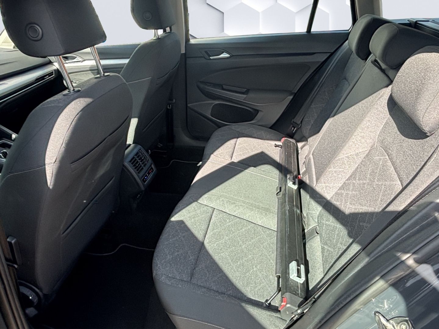 Volkswagen Golf VIII Life 2.0 TDI SCR DSG LED ACC PDC Stand foto 17