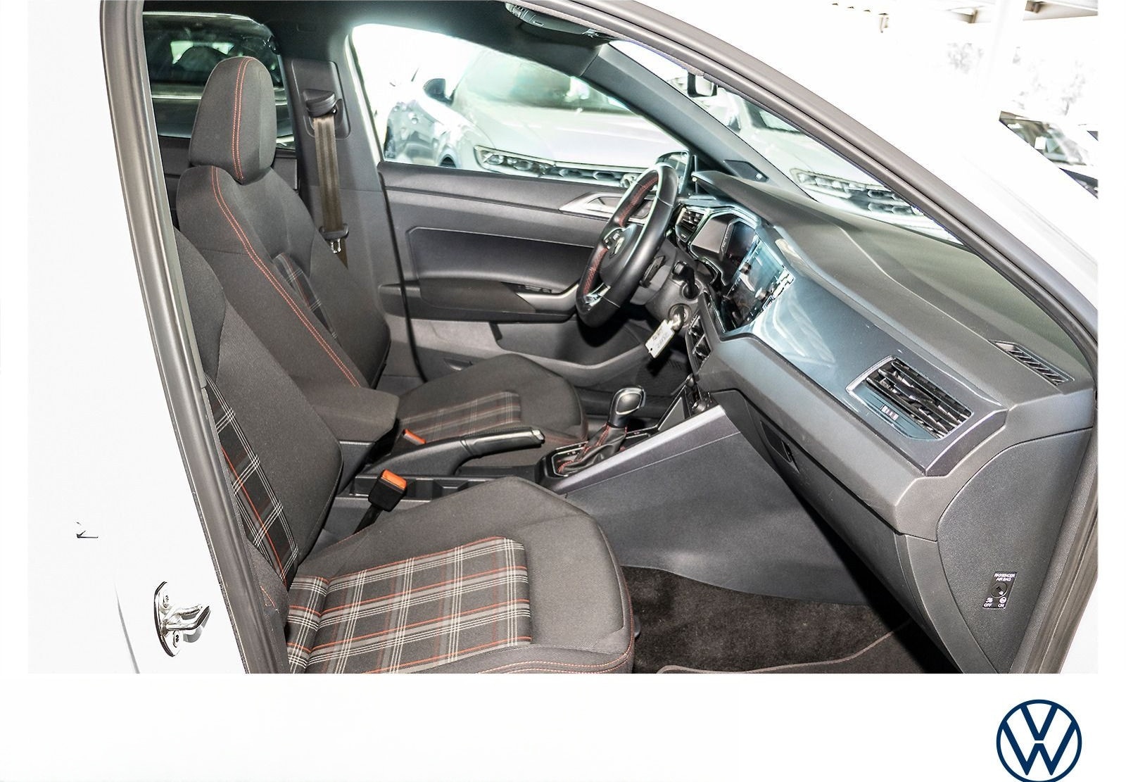 Volkswagen Polo GTI 2.0 TSI DSG Navi Kamera ACC LED SHZ foto 4