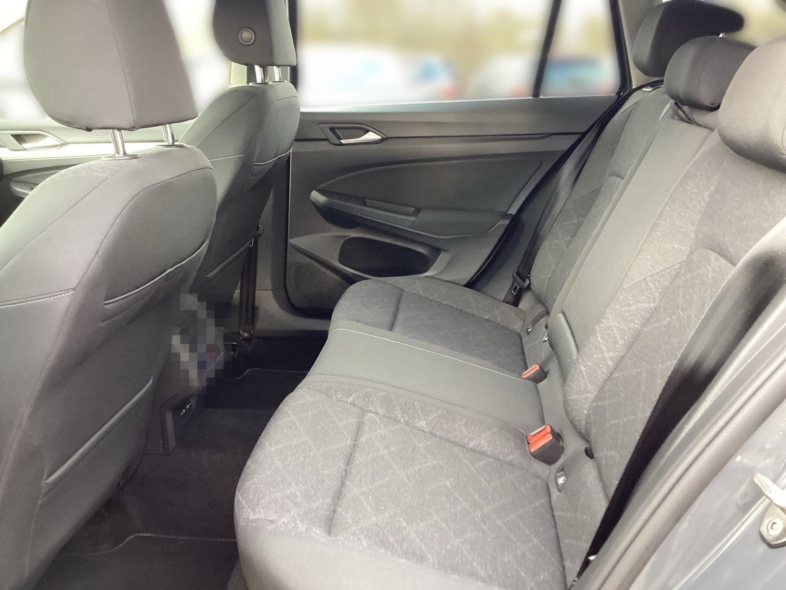 Volkswagen Golf VIII Variant 2.0 TDI DSG LIFE +AHK +LED +AC foto 14