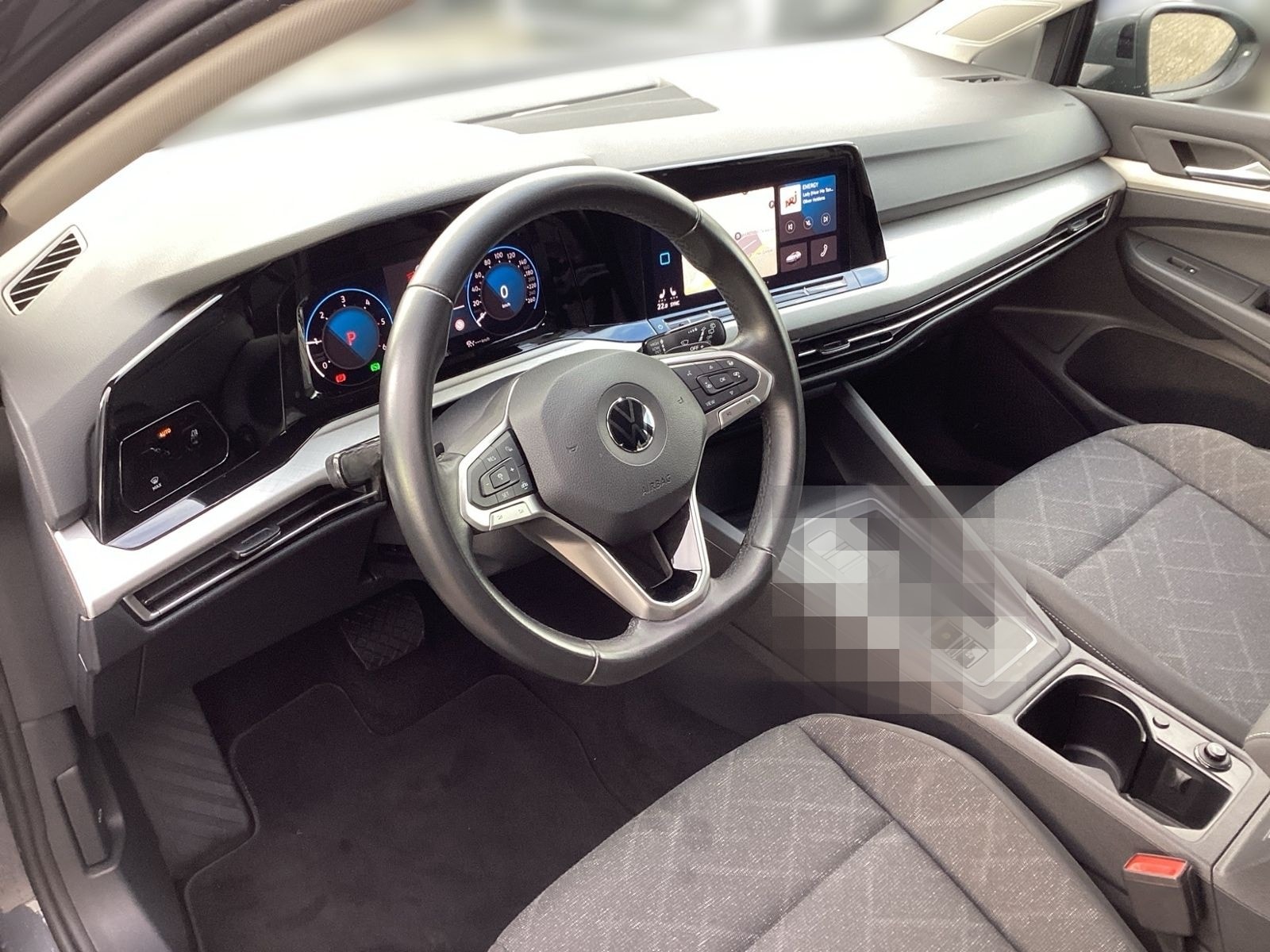 Volkswagen Golf VIII Variant 2.0 TDI DSG LIFE +AHK +LED +AC foto 9