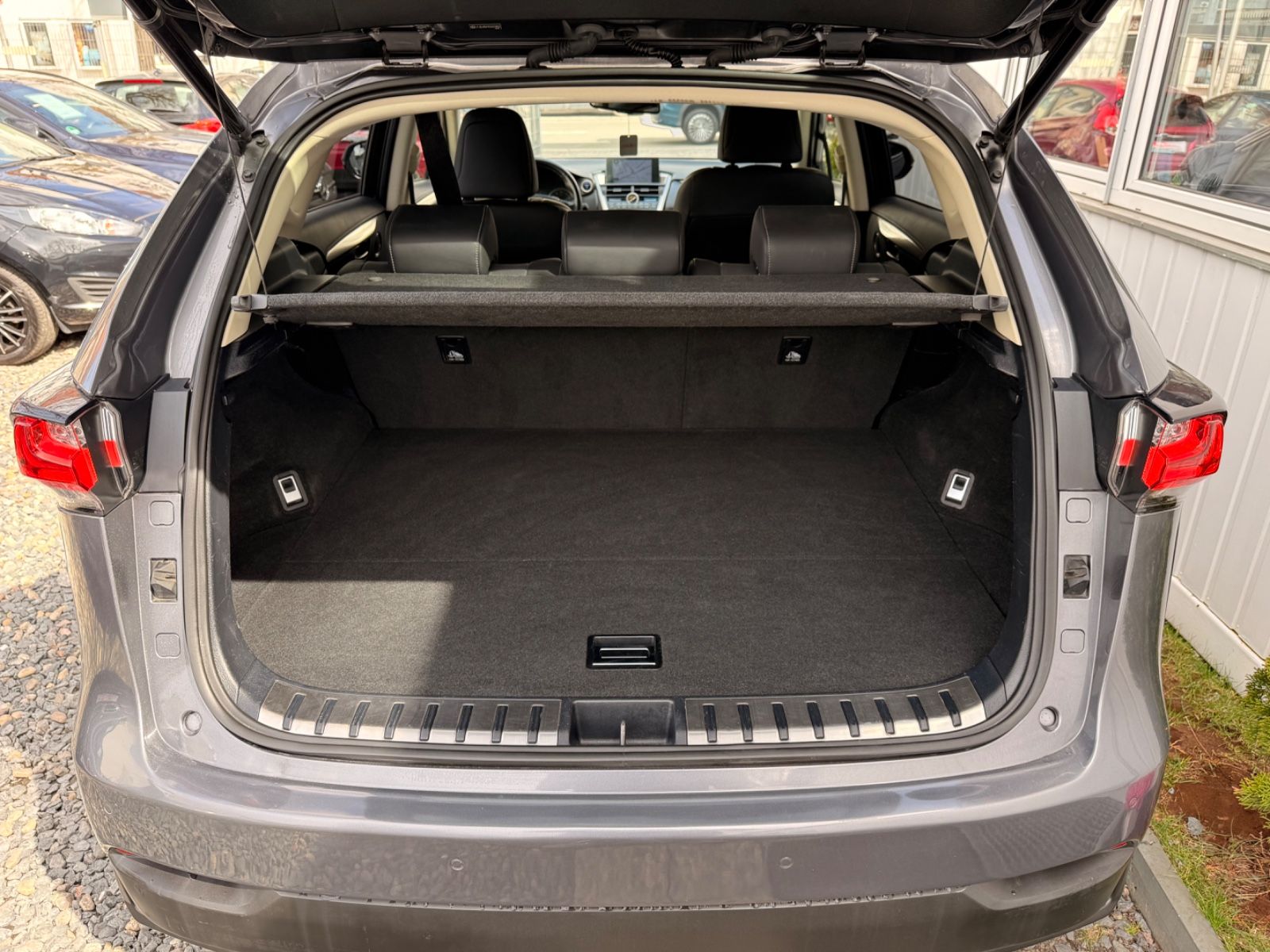 Lexus NX300h 4x4 Executive Line*1.HAND/KAMERA/LEDER* foto 4