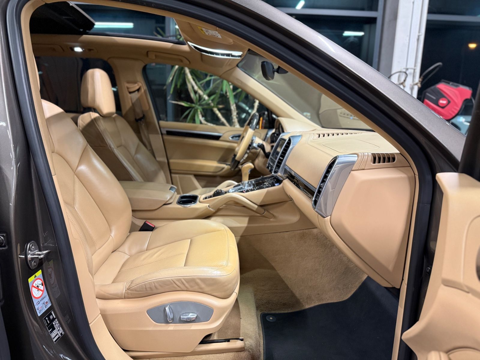 Porsche Cayenne S 4,2 | Pano | Bose | LED | R.Kamera foto 9