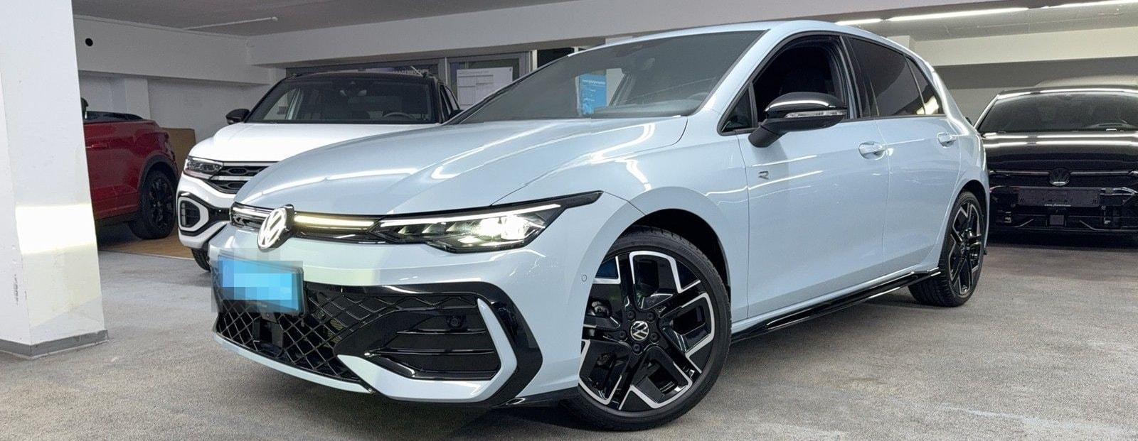 Volkswagen Golf R-Line 1.5 eTSI DSG LED Matrix+NAVI+HUD+ACC foto 1