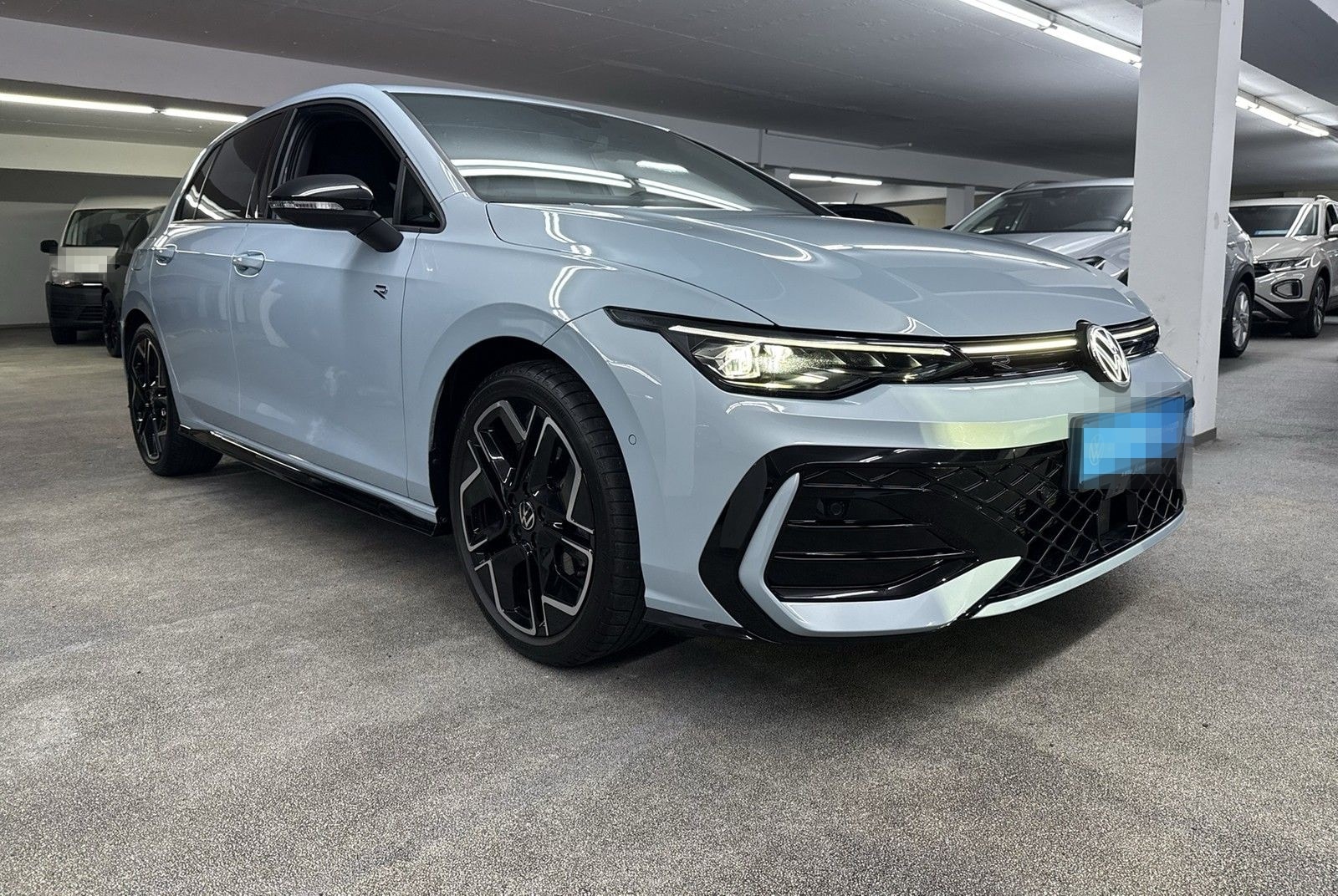 Volkswagen Golf R-Line 1.5 eTSI DSG LED Matrix+NAVI+HUD+ACC foto 4