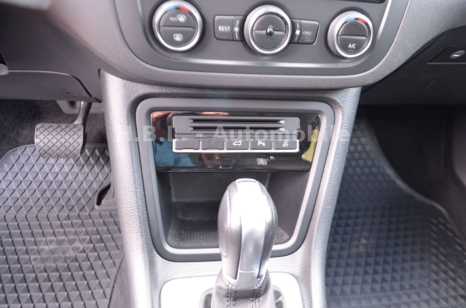 Volkswagen Sharan 1,4 DSG/ 1.Hd/AHK/Leder/Xenon/Kamera foto 11