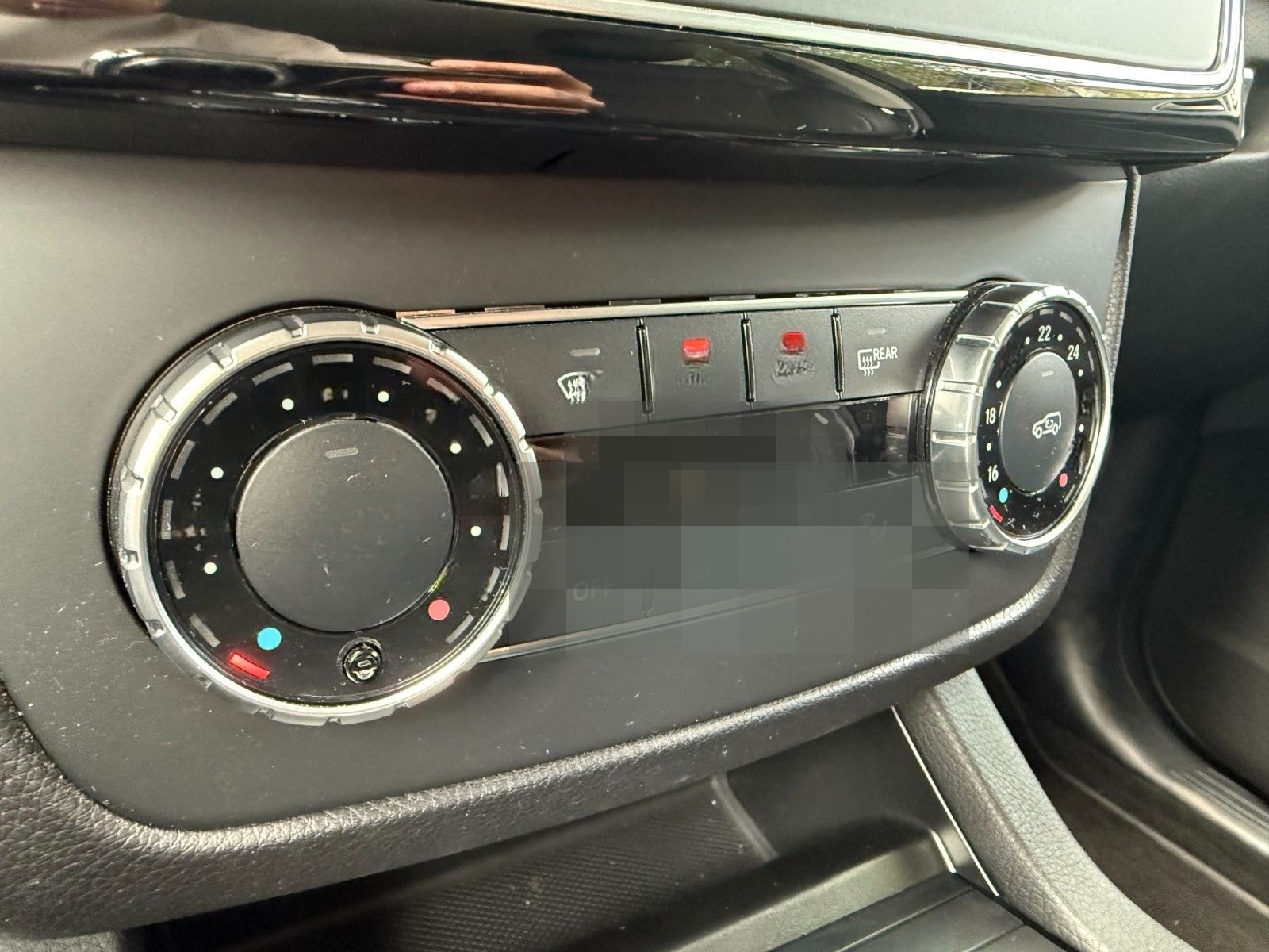 Mercedes-Benz GLE 350 3,0d 4Matic AMG Rückfahrk. LED AHK 84tKm foto 17