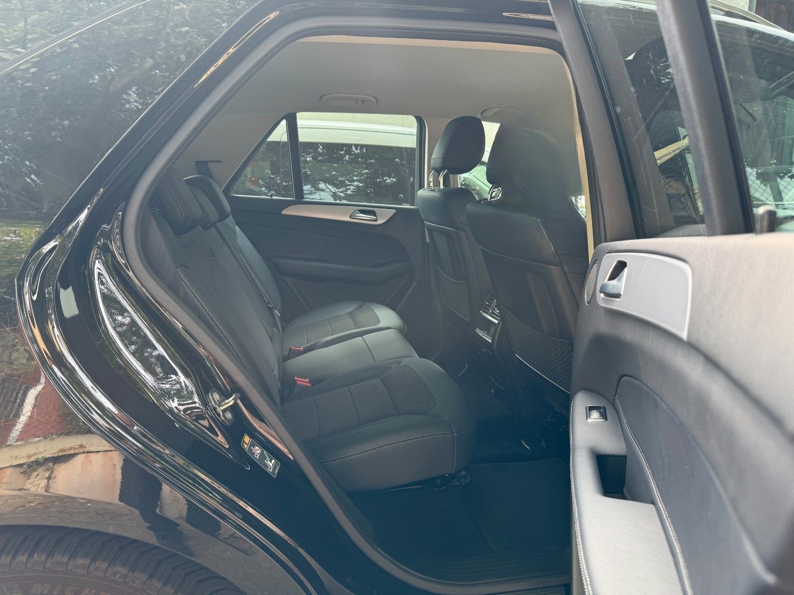 Mercedes-Benz GLE 350 3,0d 4Matic AMG Rückfahrk. LED AHK 84tKm foto 10