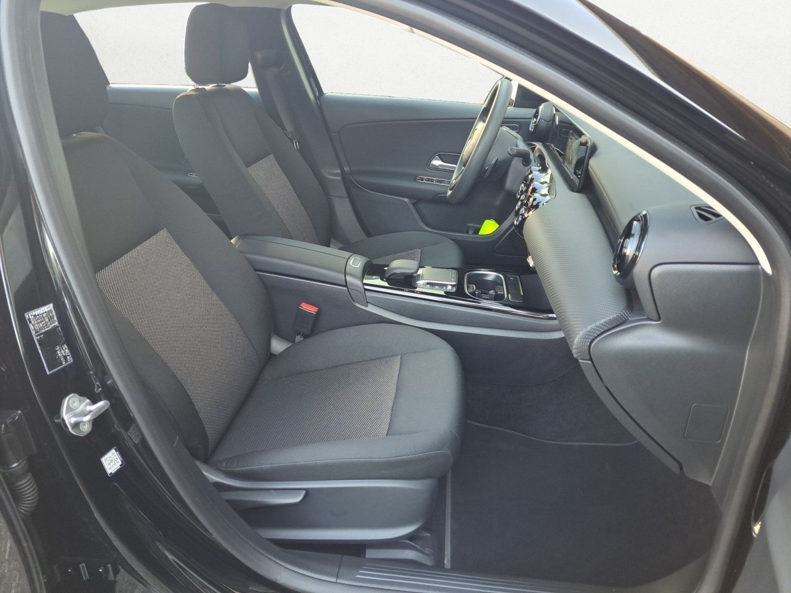 Mercedes-Benz A 180 d Aut. SPUR+KAMERA+SITZHZ+NAVI+TEMPOMAT foto 13