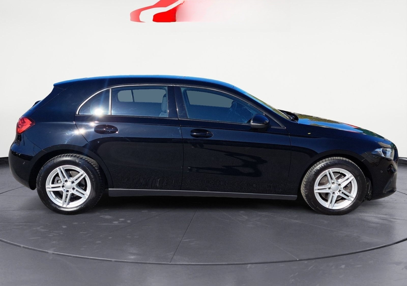 Mercedes-Benz A 180 d Aut. SPUR+KAMERA+SITZHZ+NAVI+TEMPOMAT foto 4