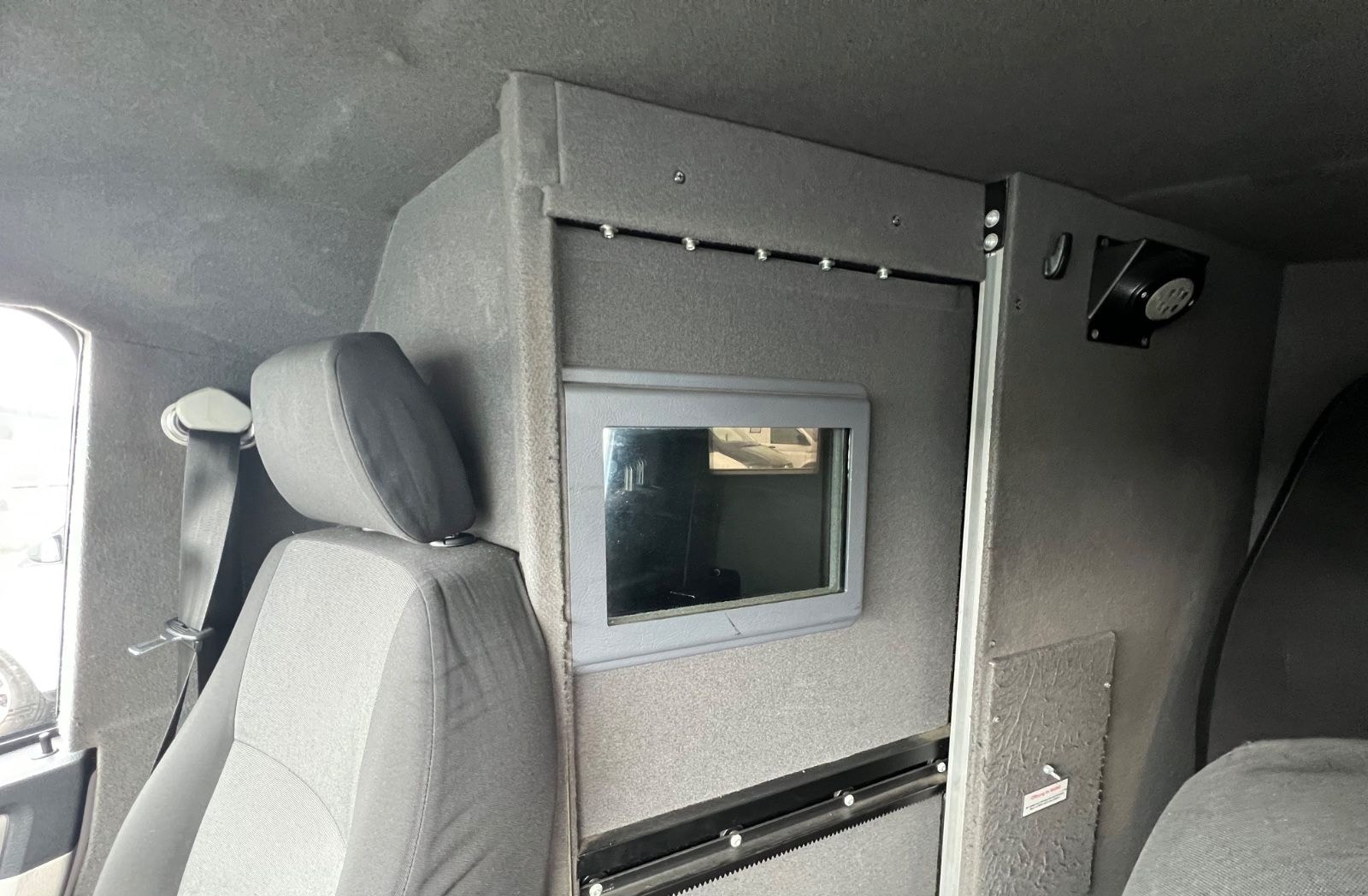 Volkswagen T6 Lang*GELDTRANSPORTER*GEPANZERT*ARMORED*140PS* foto 14