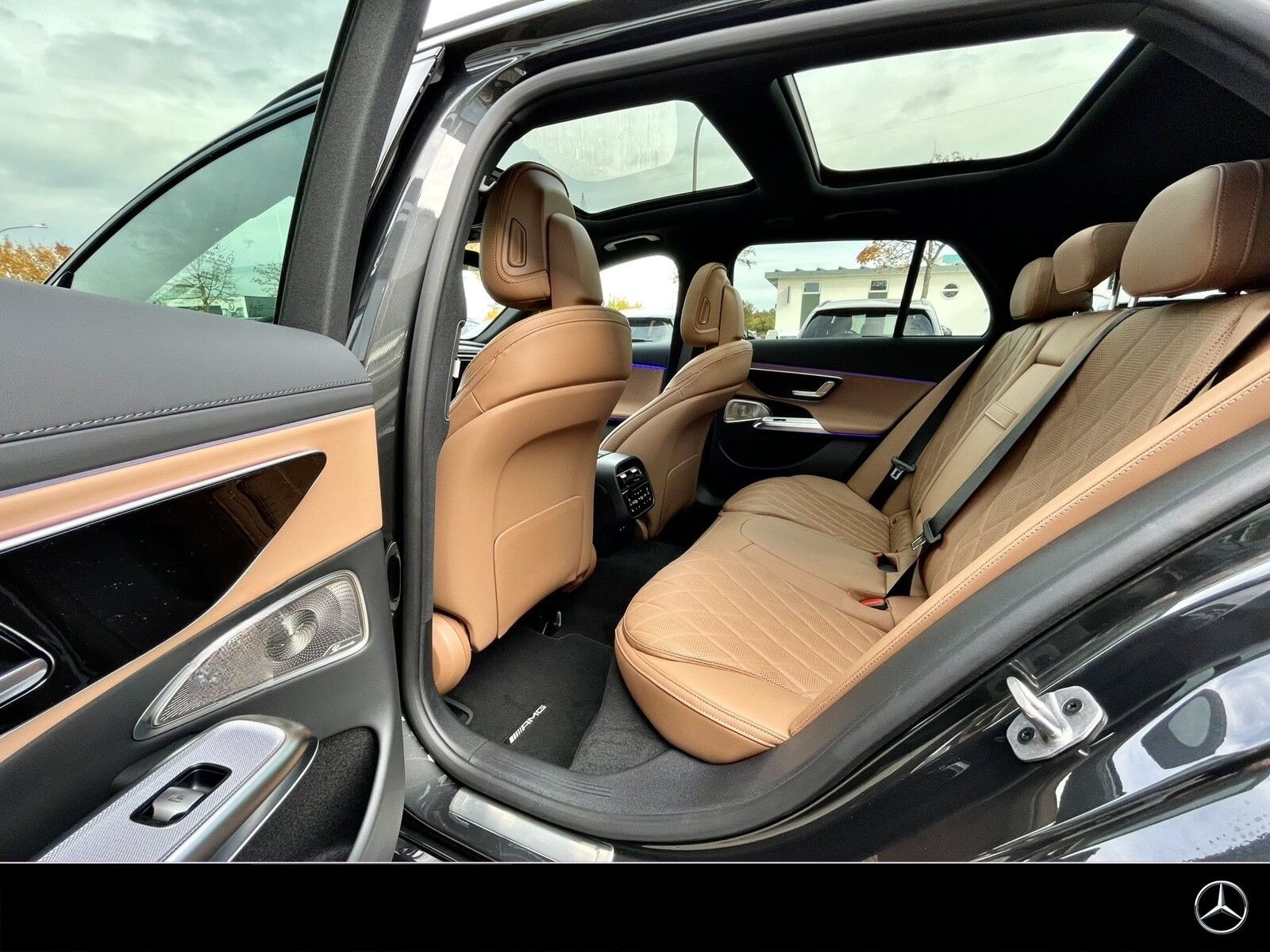 Mercedes-Benz E 450 d 4M T AMG Night Distr Superscr Airm AHK foto 4