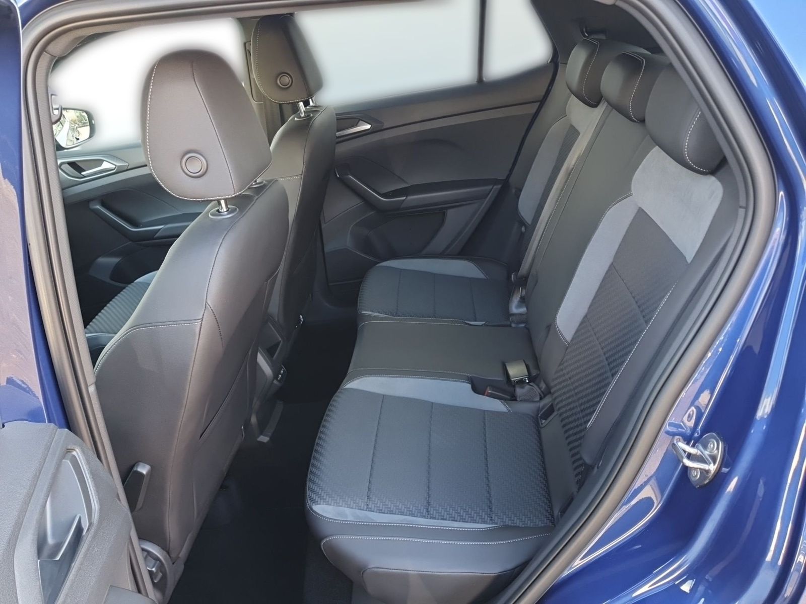 Volkswagen T-Cross Style R-Line *APP CONNECT*KAMERA*NAVI*AC foto 9