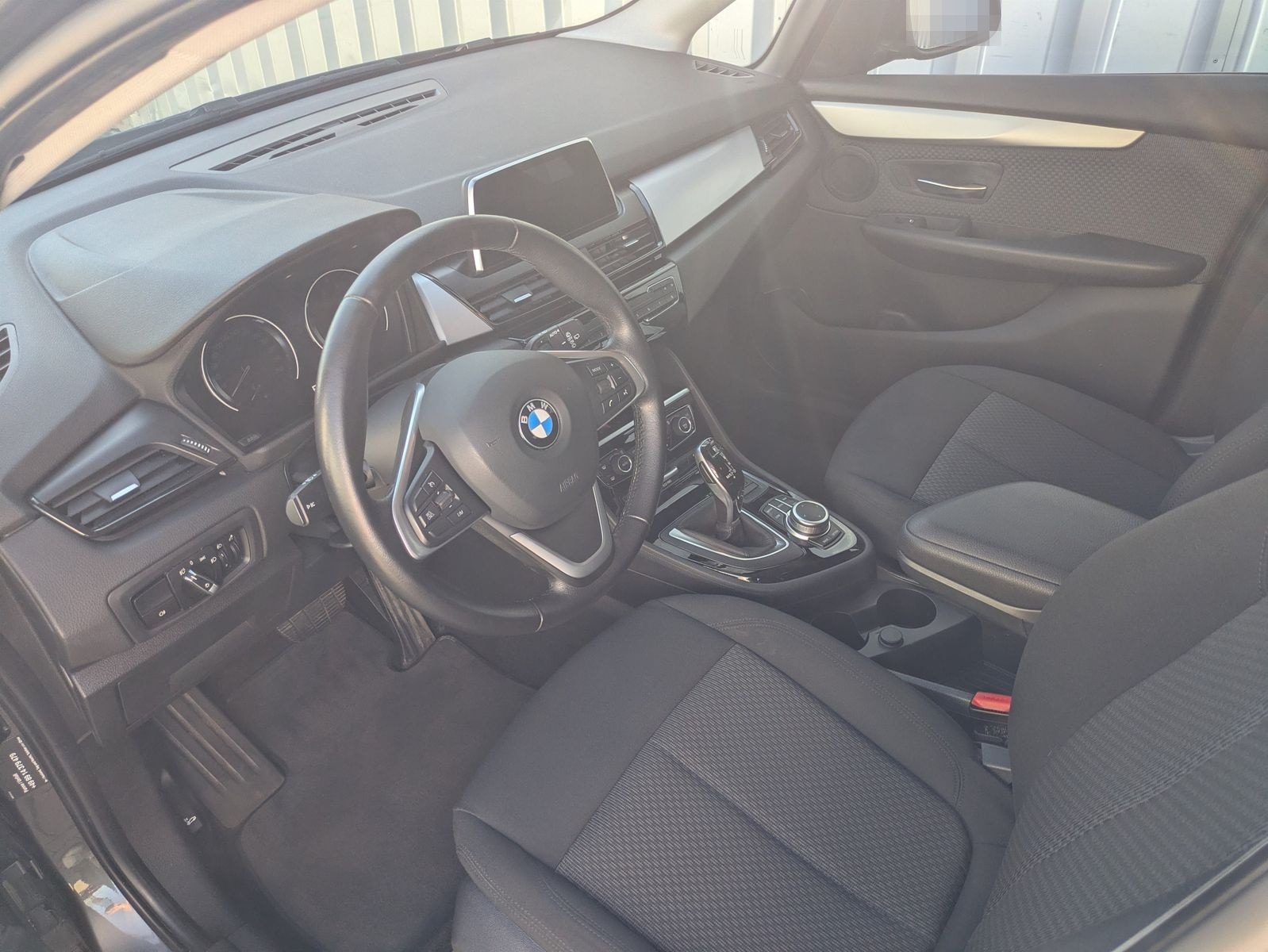 BMW 220i Active Tourer Advantage AHK LED Navi Tempom foto 9